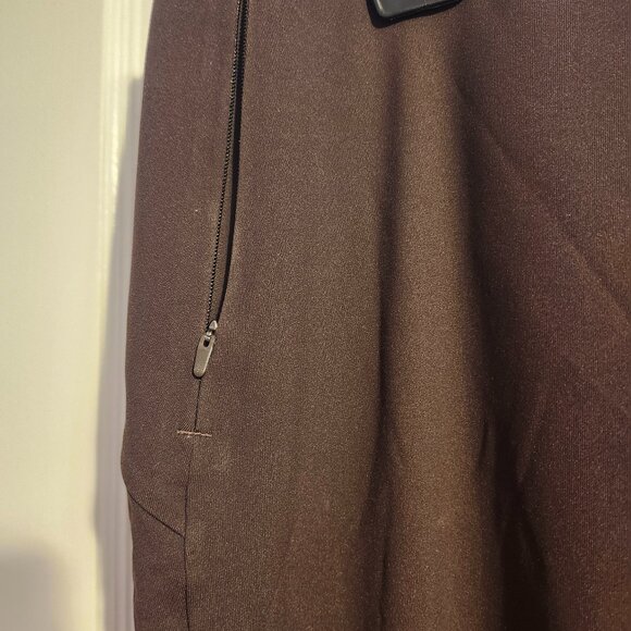 Like New Lululemon Smooth Fit Pull-On High-Rise Pant Regular in Espresso, Size 8 - Picture 2 of 6